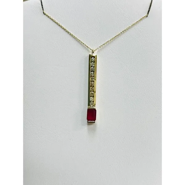 Necklace J. Howard Jewelers Bedford, IN