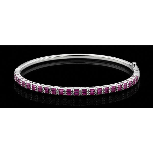 Bracelet J. Howard Jewelers Bedford, IN
