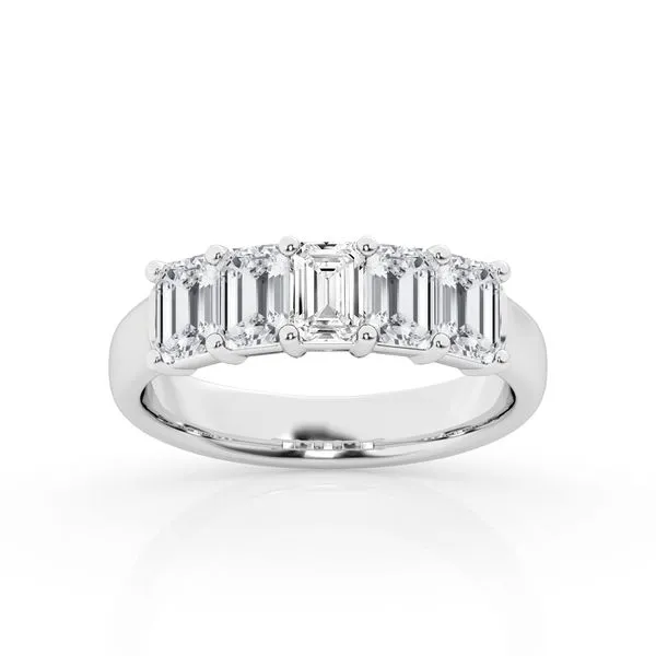 Lab Diamonds J. Howard Jewelers Bedford, IN