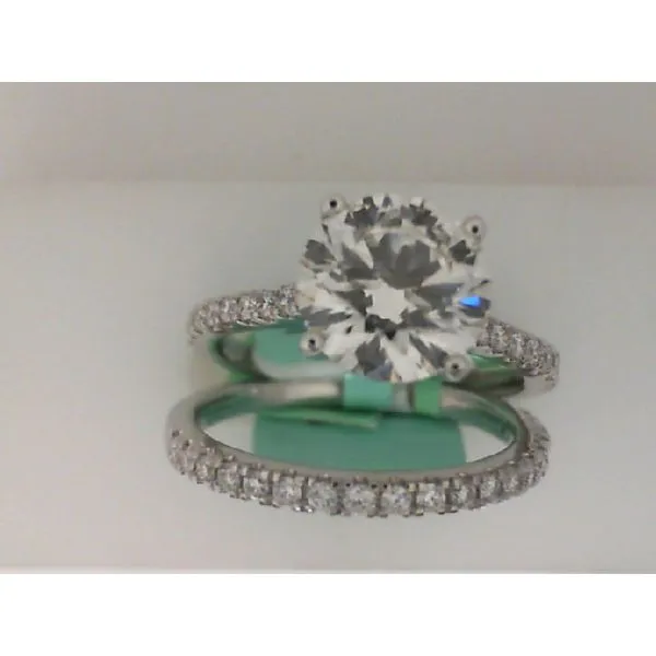 Lab Diamonds J. Howard Jewelers Bedford, IN