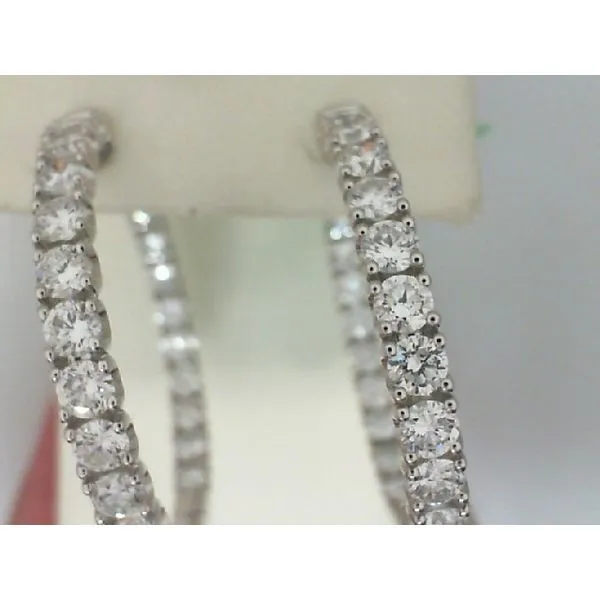 Lab Diamonds J. Howard Jewelers Bedford, IN