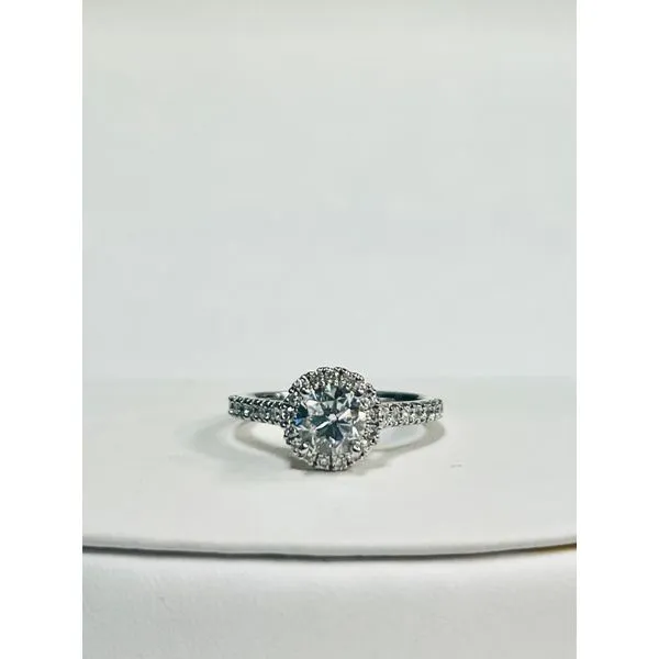 Lab Diamonds J. Howard Jewelers Bedford, IN