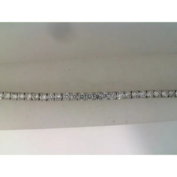 Lab Diamonds J. Howard Jewelers Bedford, IN