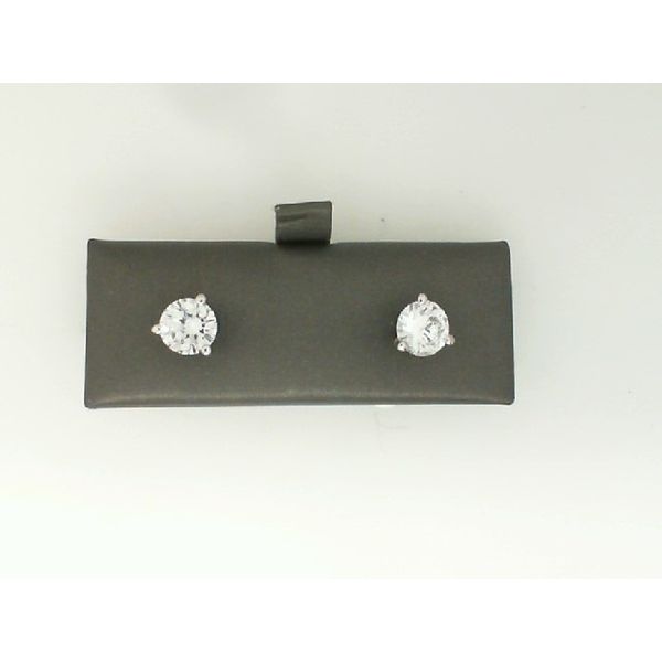 Lab Diamonds J. Howard Jewelers Bedford, IN