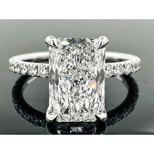 Lab Diamonds J. Howard Jewelers Bedford, IN