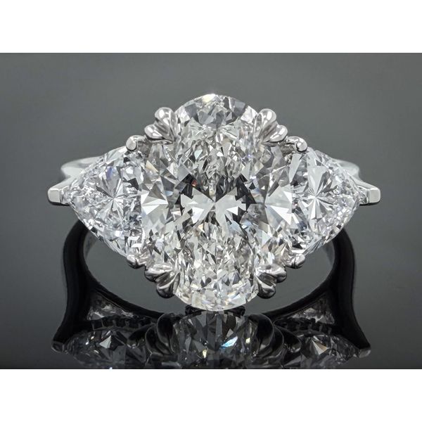 Lab Diamonds J. Howard Jewelers Bedford, IN