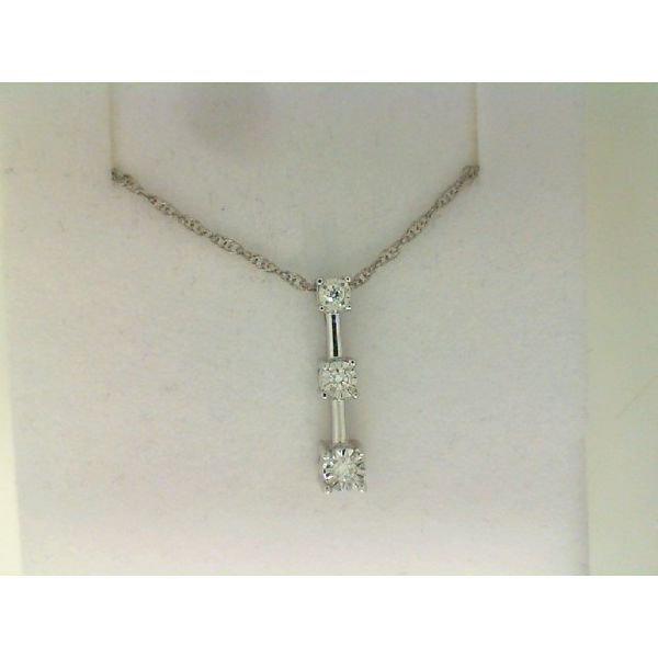Lab Diamonds J. Howard Jewelers Bedford, IN
