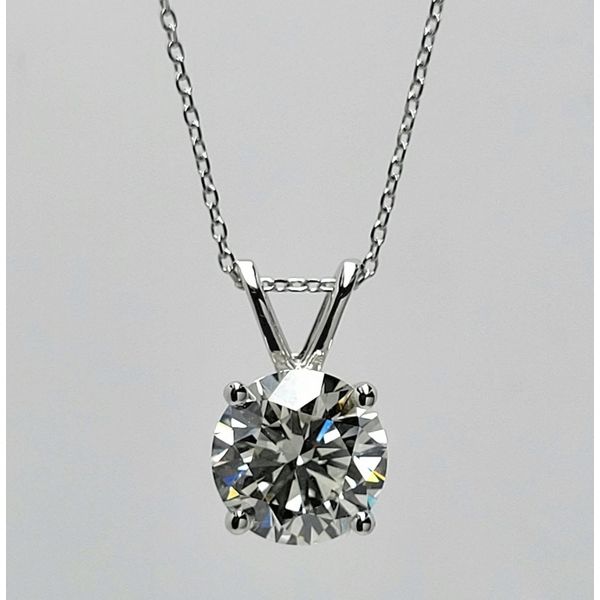 Lab Diamonds J. Howard Jewelers Bedford, IN