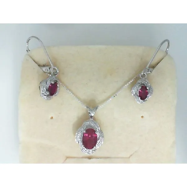 Jewelry J. Howard Jewelers Bedford, IN
