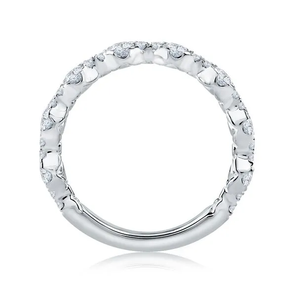 14K White Gold Scalloped Diamond Wedding Band Image 3 Jim Kryshak Jewelers Wausau, WI