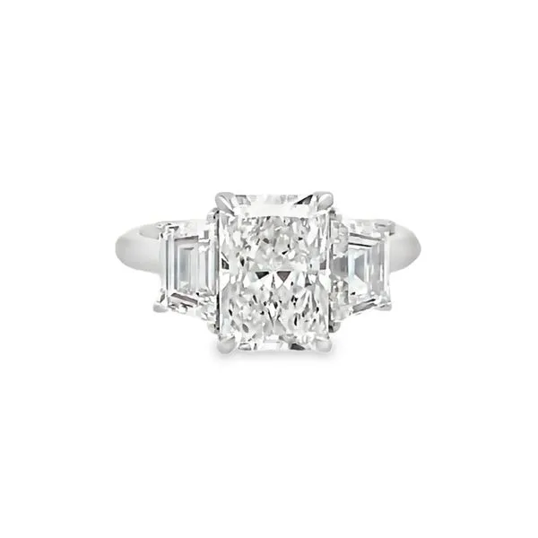 Lab Grown Diamond Ring Jim Kryshak Jewelers Wausau, WI