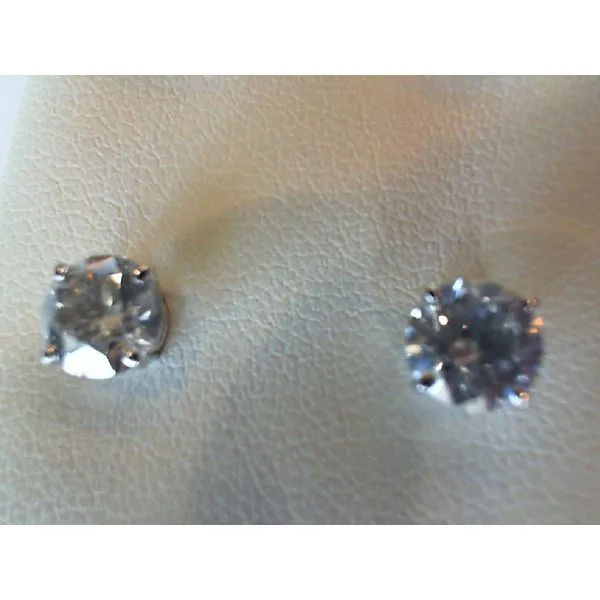 Diamond Stud Earrings Image 2 Jim Kryshak Jewelers Wausau, WI