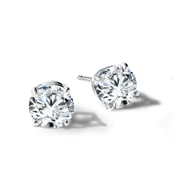 Lab Grown Diamond Stud Earrings Jim Kryshak Jewelers Wausau, WI
