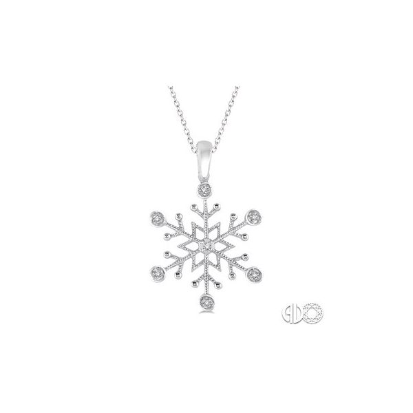 Diamond Pendants Jim Kryshak Jewelers Wausau, WI