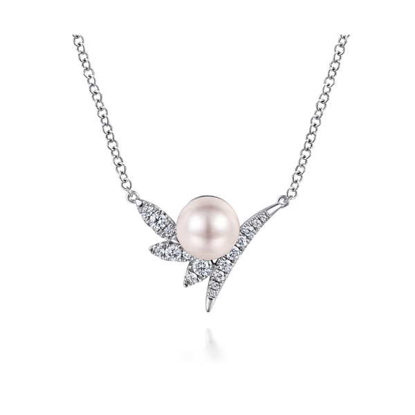 Pearl Necklace Jim Kryshak Jewelers Wausau, WI