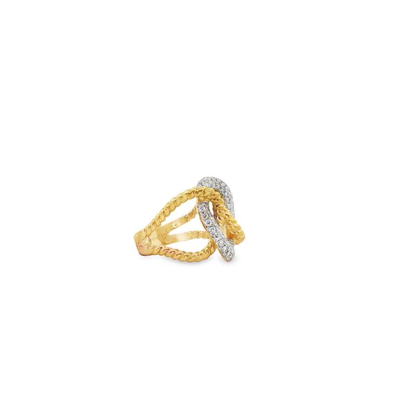 14 Karat Gold Diamond Triple Link Fashion Ring Image 2 JMR Jewelers Cooper City, FL