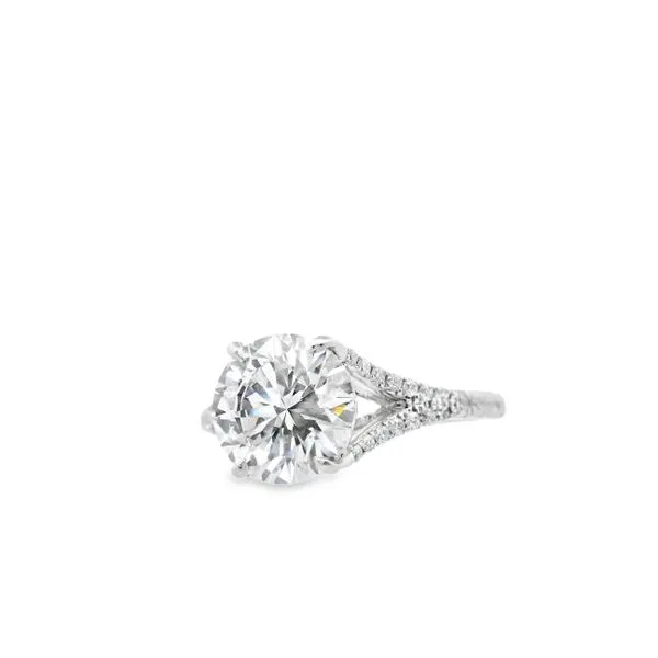 Lab Grown Diamond Engagement Ring