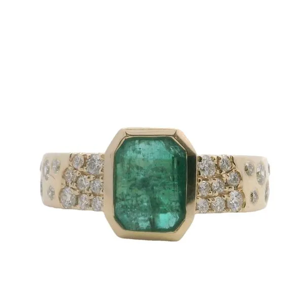 14Kt Yellow Gold Emerald and Diamond Fashion Ring