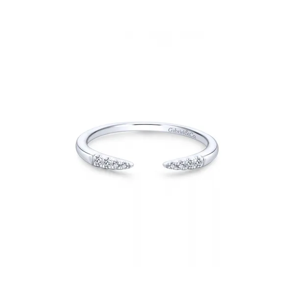 Women's Diamond Band Jo & Co. Jewelers Hardy, VA