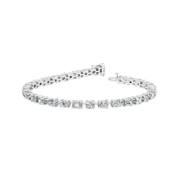 Lab Grown Diamond Bracelet Jo & Co. Jewelers Hardy, VA