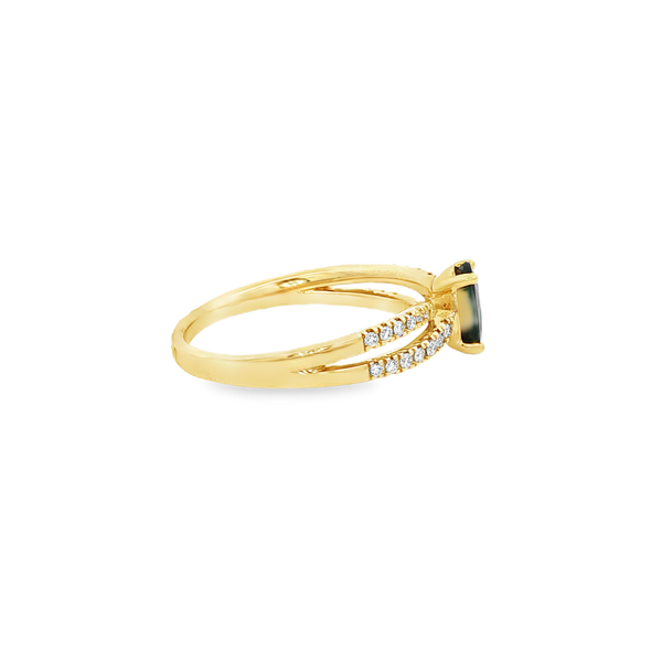 14K Yellow Gold Oval Sapphire & Diamond Split Shank Ring Image 2 Jo & Co. Jewelers Hardy, VA