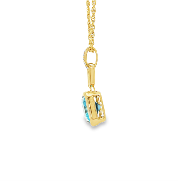14K Yellow Gold Bezel-Set Blue Topaz Diamond Chain Link Pendant Necklace Image 4 Jo & Co. Jewelers Hardy, VA