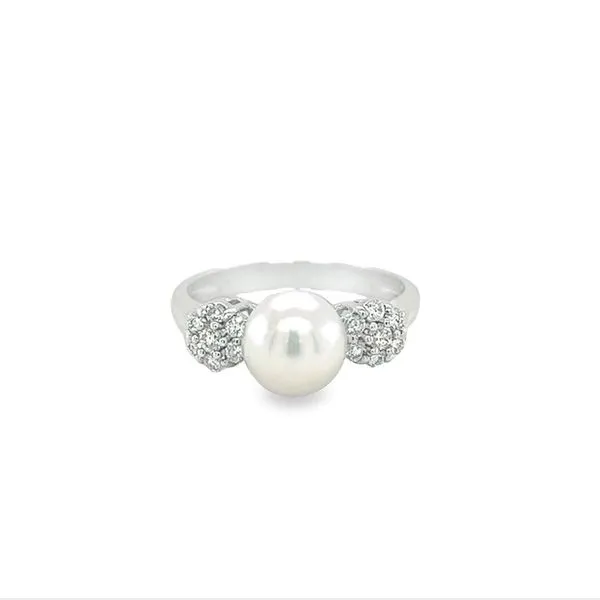 Pearl Ring Jo & Co. Jewelers Hardy, VA