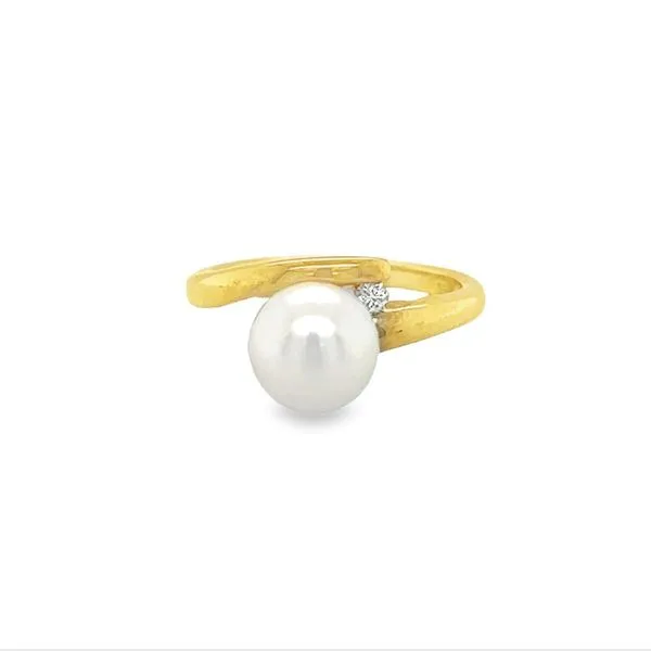 Pearl Ring Jo & Co. Jewelers Hardy, VA