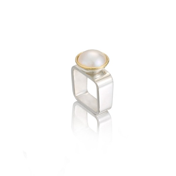 Pearl Ring Jo & Co. Jewelers Hardy, VA