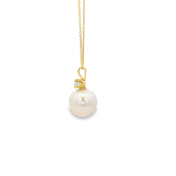 14K Yellow Gold Freshwater Pearl & Diamond Pendant Necklace Image 4 Jo & Co. Jewelers Hardy, VA