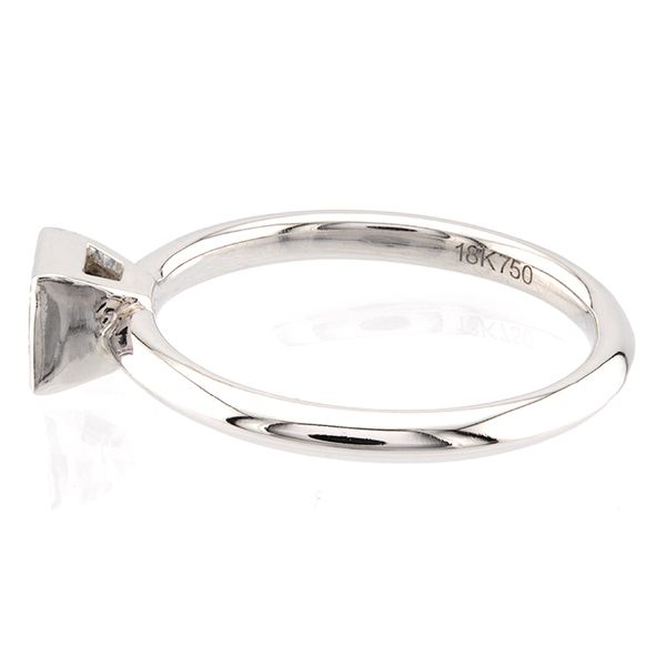 Solitaire Sapphire Ring Image 3 John Anthony Jewellers Ltd. Kitchener, ON