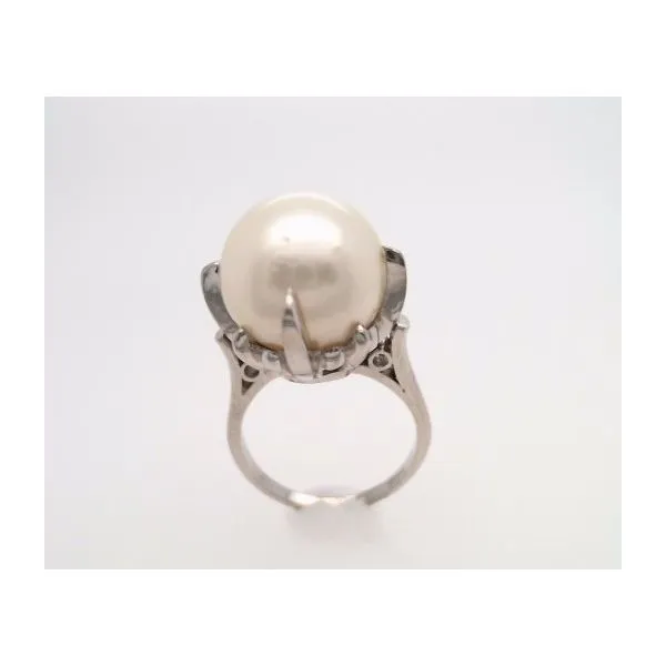 Vintage 18 Karat White Gold 12.5 Mm White South Sea Cultured Pearl Ring John Michael Matthews Fine Jewelry Vero Beach, FL