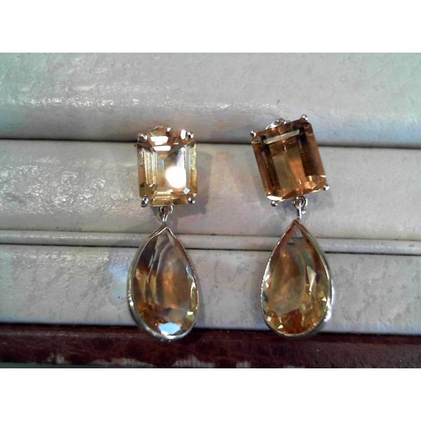 Vintage 14 Karat Yellow Gold Emerald Cut & Pear Shaped Citrine Dangle Earrings John Michael Matthews Fine Jewelry Vero Beach, FL