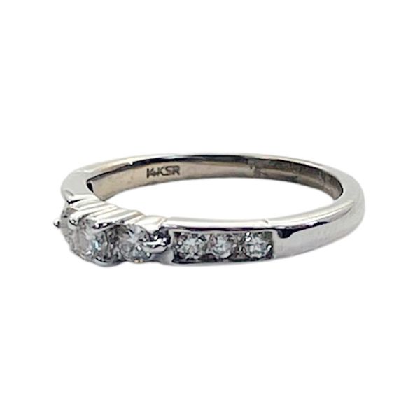 Three Stone Diamond Engagement Ring Image 2 Joint Venture Jewelry Cary, NC