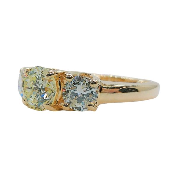 14K Yellow Gold 1.71ctw Three-Stone Diamond Trellis Ring Image 2 Joint Venture Jewelry Cary, NC