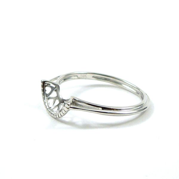 Thin Curved Wedding Band Image 2 Joint Venture Jewelry Cary, NC