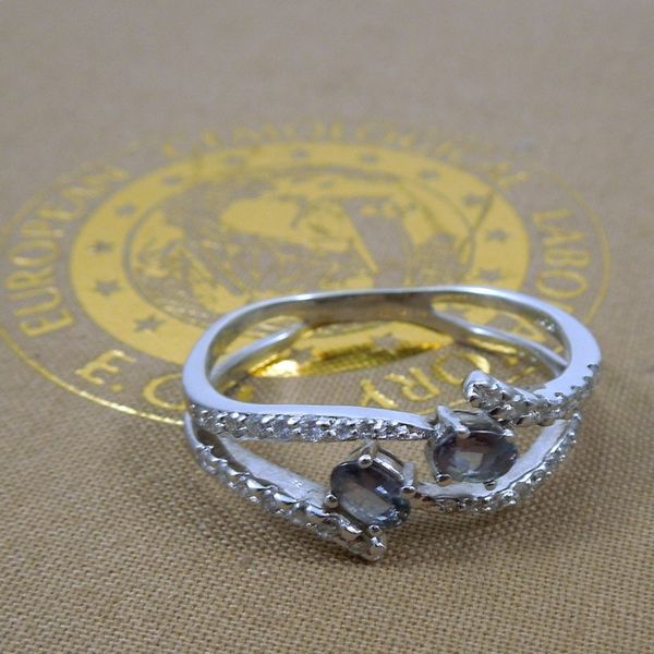 Alexandrite & Diamond Ring Image 2 Joint Venture Jewelry Cary, NC