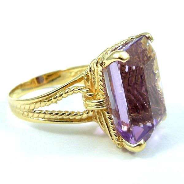 Estate Amethyst Ring Image 2 Joint Venture Jewelry Cary, NC
