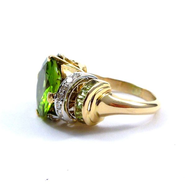 Peridot and Diamond Ring Image 2 Joint Venture Jewelry Cary, NC