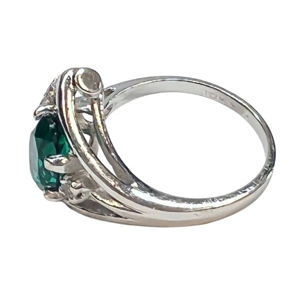 Synthetic Emerald Ring Image 2 Joint Venture Jewelry Cary, NC
