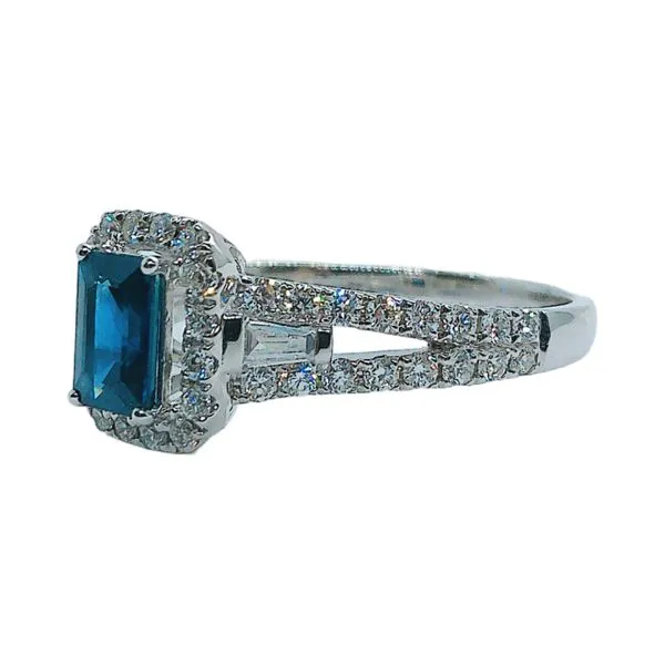 18K White Gold Sapphire & Diamond Halo Ring Image 2 Joint Venture Jewelry Cary, NC
