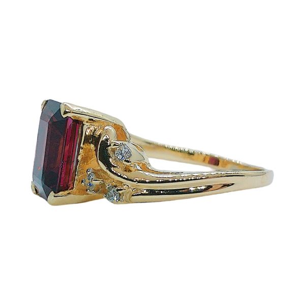 14k Yellow Gold 2.45ct Emerald Cut Garnet and Diamond Estate Ring Image 2 Joint Venture Jewelry Cary, NC