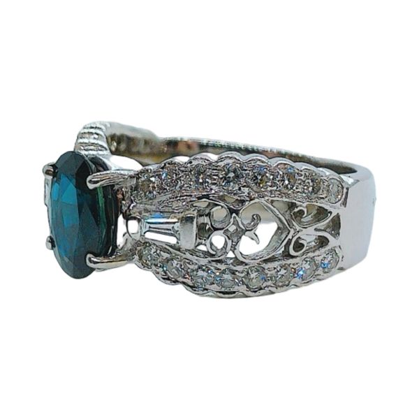 14K White Gold 1.40 CT Oval Sapphire & Diamond Estate Ring Image 2 Joint Venture Jewelry Cary, NC