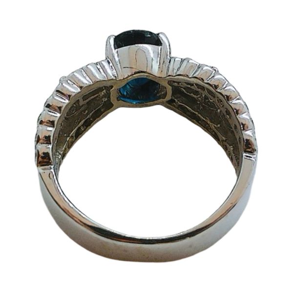 14K White Gold 1.40 CT Oval Sapphire & Diamond Estate Ring Image 3 Joint Venture Jewelry Cary, NC