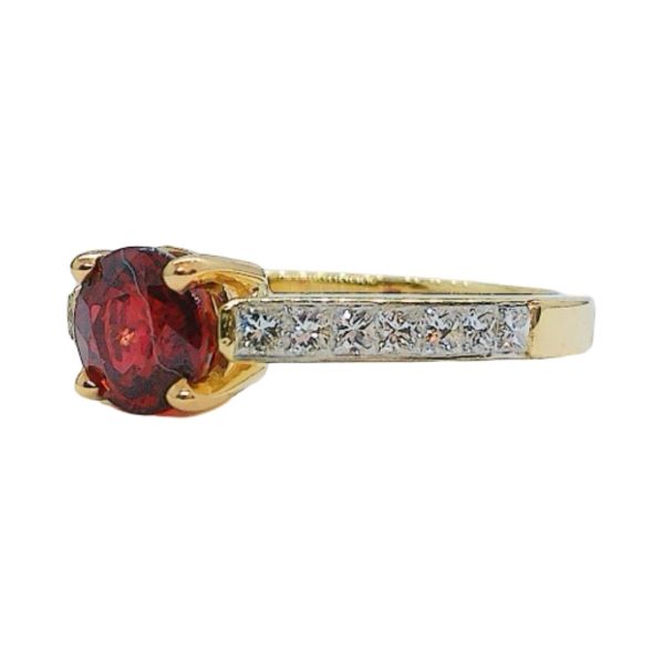 14K Yellow Gold 1.25 CT Round Garnet & Diamond Ring Image 2 Joint Venture Jewelry Cary, NC