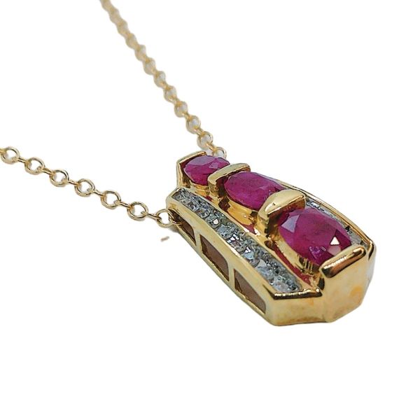 10k Yellow Gold Ruby & Diamond Estate Pendant Necklace Image 2 Joint Venture Jewelry Cary, NC