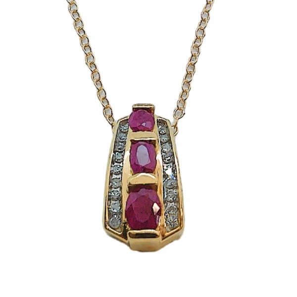 10k Yellow Gold Ruby & Diamond Estate Pendant Necklace Joint Venture Jewelry Cary, NC