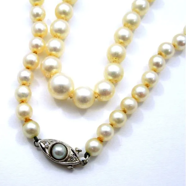 Vintage Pearl Necklace Image 2 Joint Venture Jewelry Cary, NC