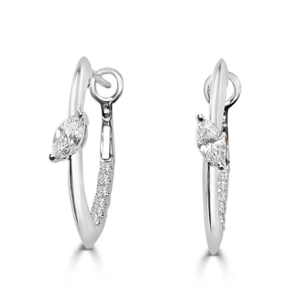 Earring Jon's Fine Jewelry Cocoa Village, FL