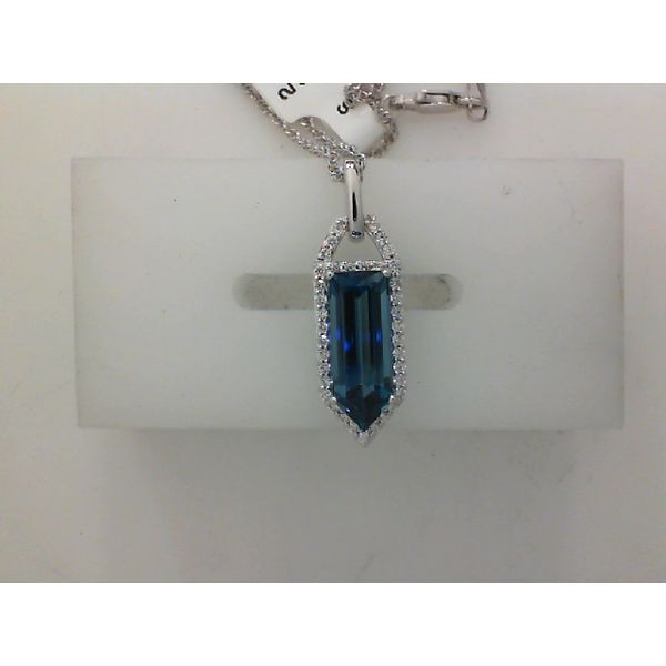 Necklace J. Parkerson Jewelers Starkville, MS